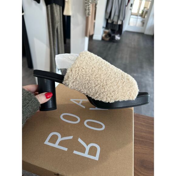 NIB Roam Fuzzy Tower Heels Size 41(11) - Picture 7 of 12